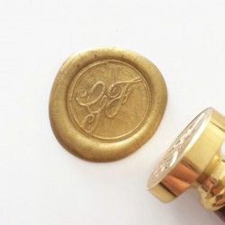 Barra de lacre dorada