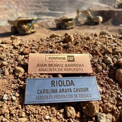 Placas grabadas para casco