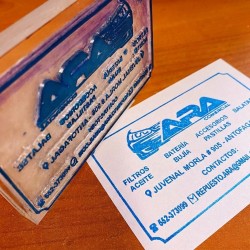 Timbre manual de 8x15 cms.