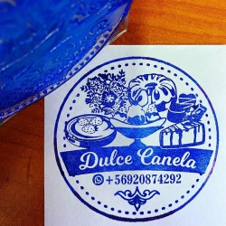 Timbre manual de 12x12 cms.